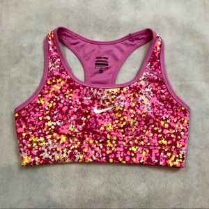Nike shorts bra